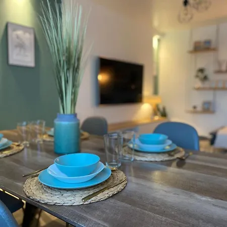 Le Petit Chez Soi D'ailleurs Apartment *