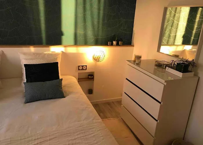 Le Petit Chez Soi D'ailleurs Apartment Caen